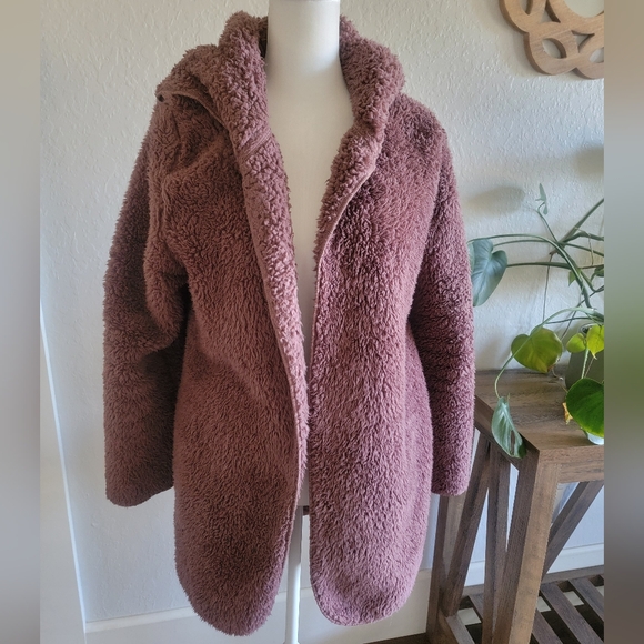 Pink Victoria's Secret Sherpa Teddy Jacket | Mauve | Size XS/S - Picture 3 of 7